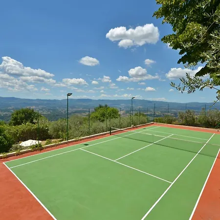 Apartmán In Tuscany With Private Pool & Tennis *